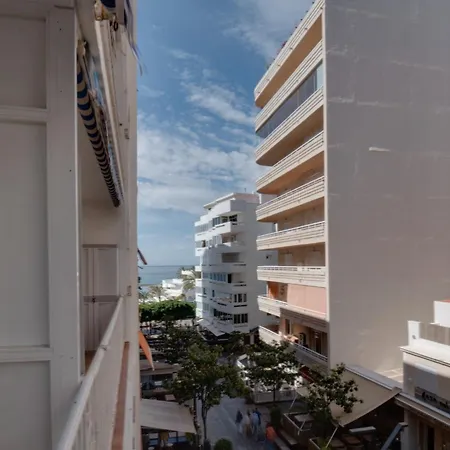 Center Boulevard * Marbella