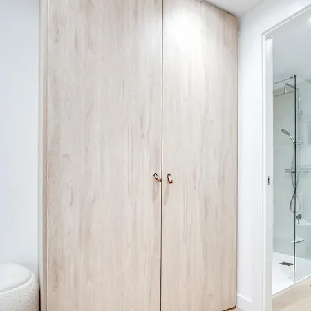 Center Boulevard Marbellac