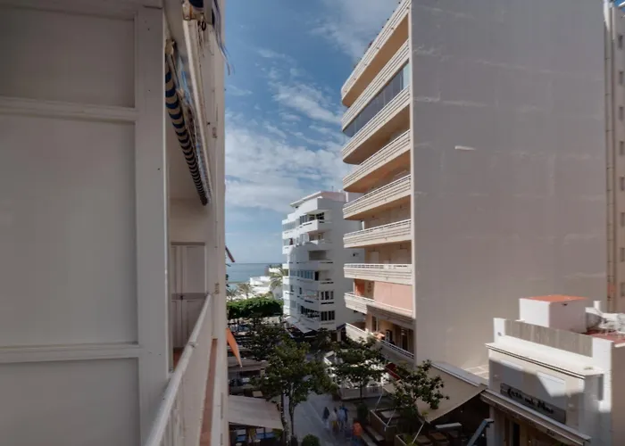 Center Boulevard * Marbella