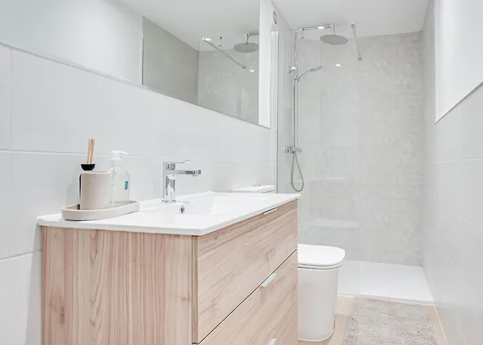 Center Boulevard * Marbella